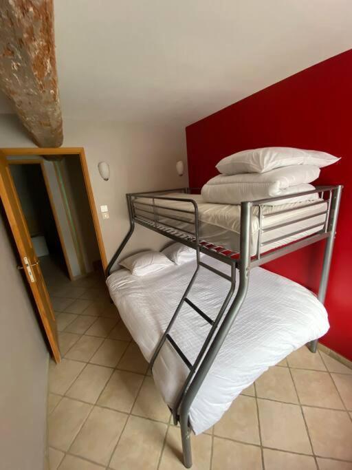 Gite A La Ferme Avec Jacuzzi Et Sauna Villefloure 外观 照片