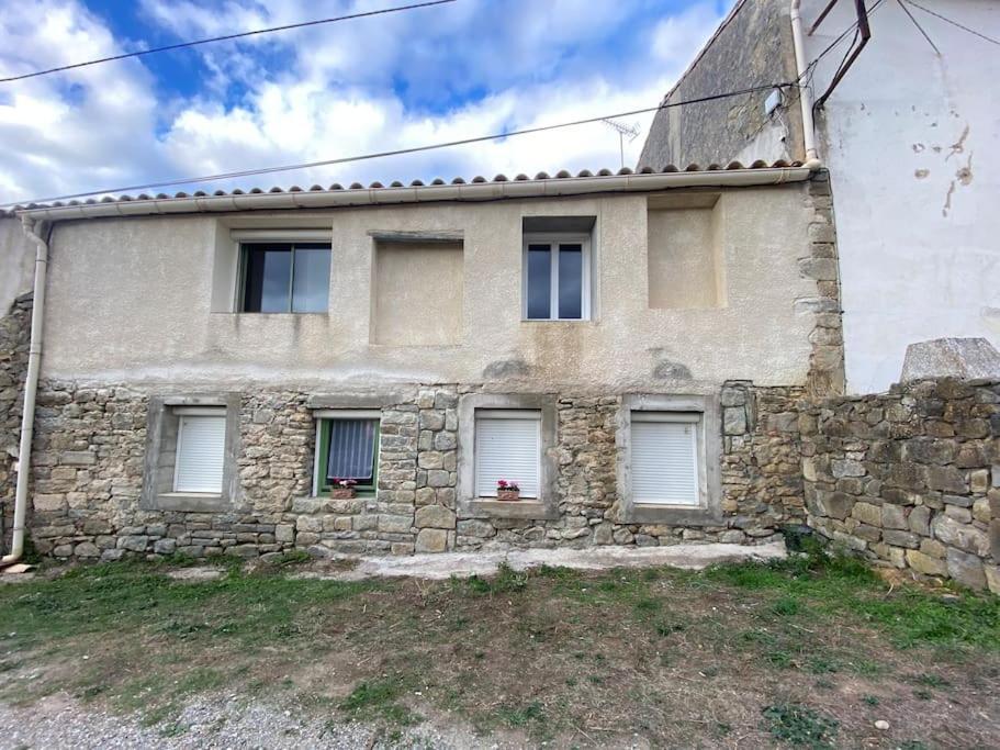Gite A La Ferme Avec Jacuzzi Et Sauna Villefloure 外观 照片